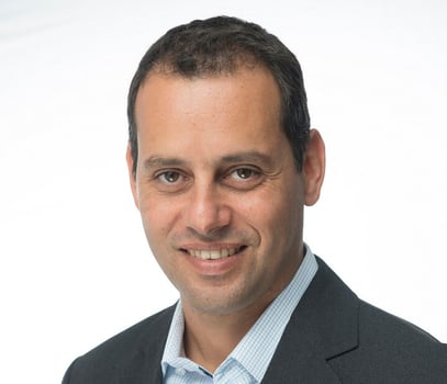 אייל בן סימון, מנכ״ל הפניקס, צלם: פאביאן קולדורף